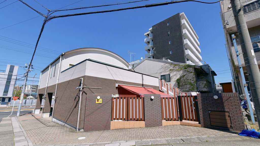 南からの園舎